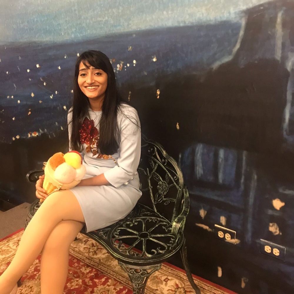Meet your Posher, Ishita